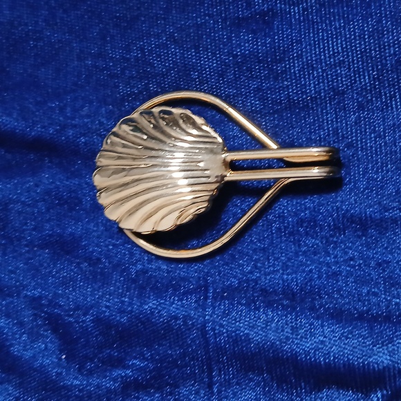 Vintage Shell Oil Money Clip Goldtone - Picture 4 of 7